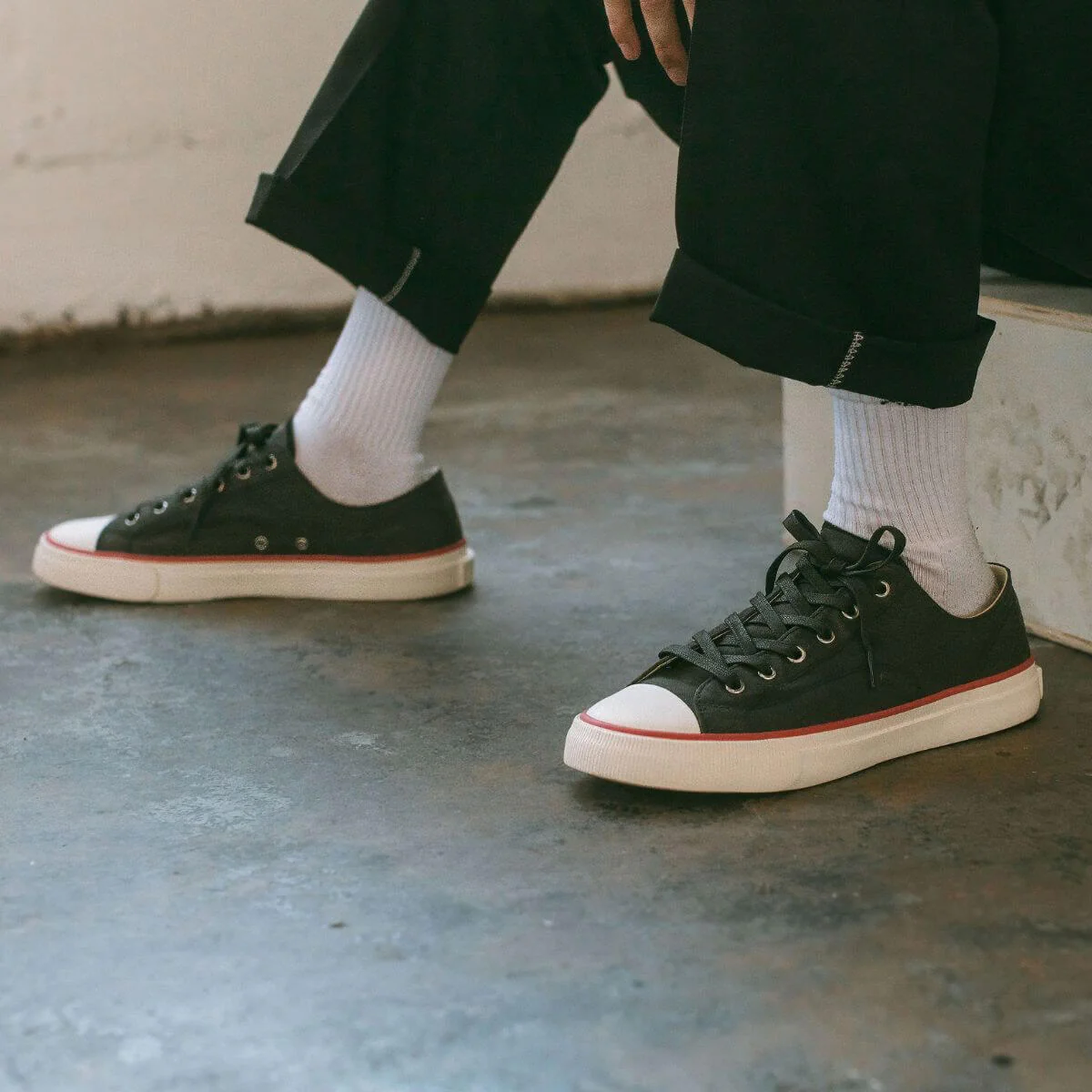 All-American Low-Top Antique Black/Crimson - Image 14