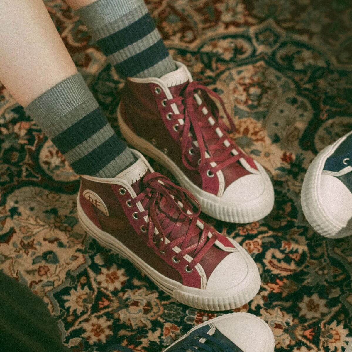 Center High-Top Burgundy/Antique White - Image 10