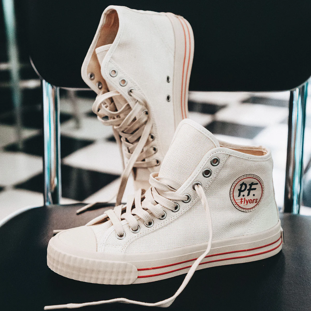 Center High-Top White/Biscotti - Image 4