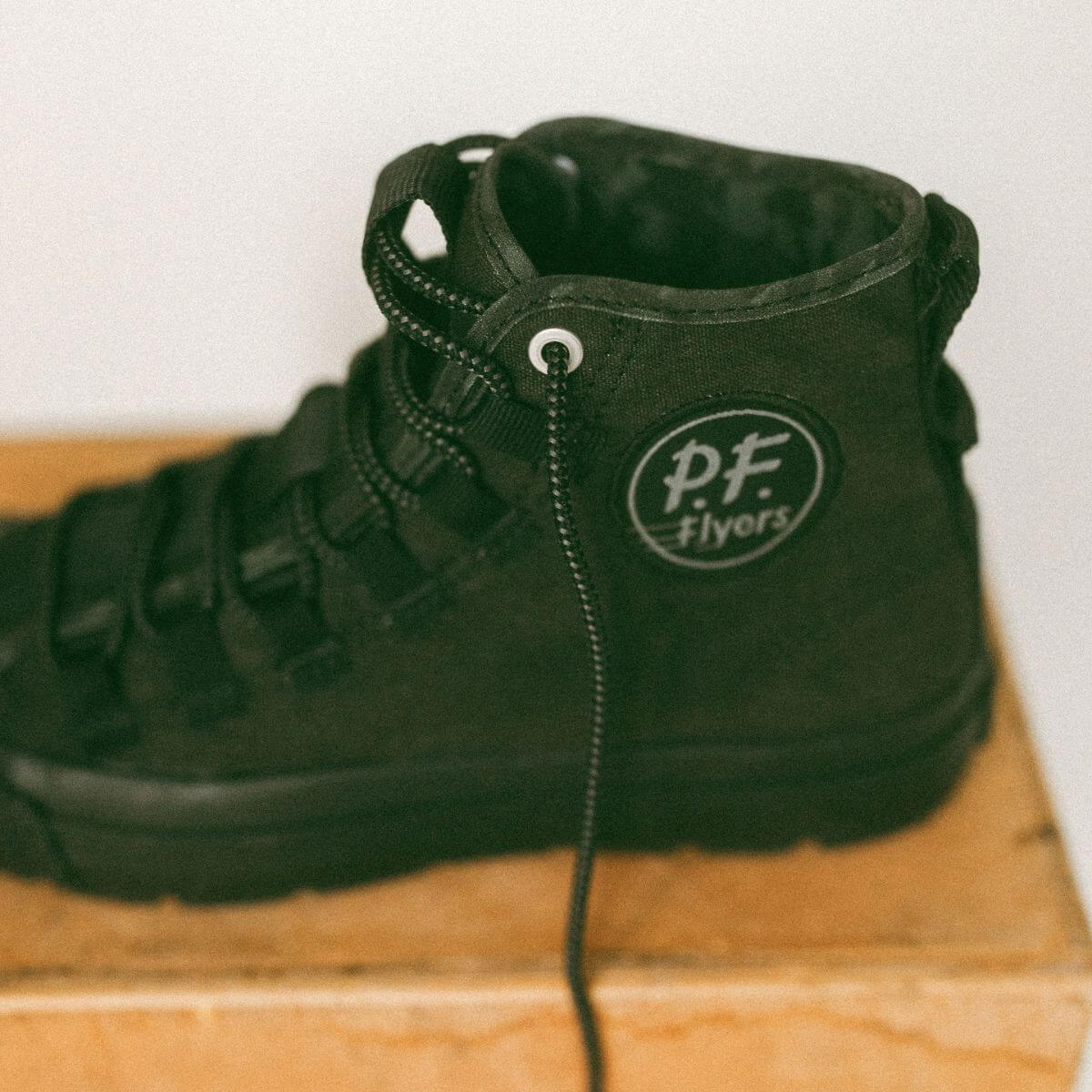 Grounder High-Top Black/Base Camp - Image 14